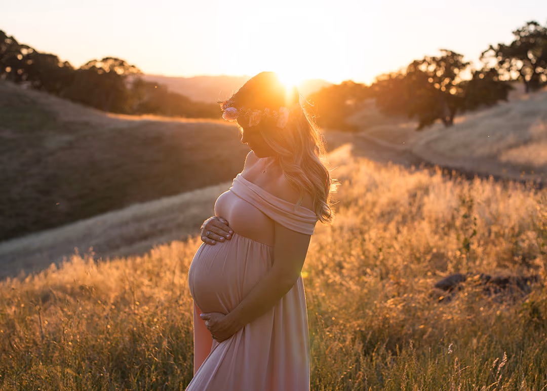 Maternity portrait session by Alicia Cervenka Photography in the Bay Area