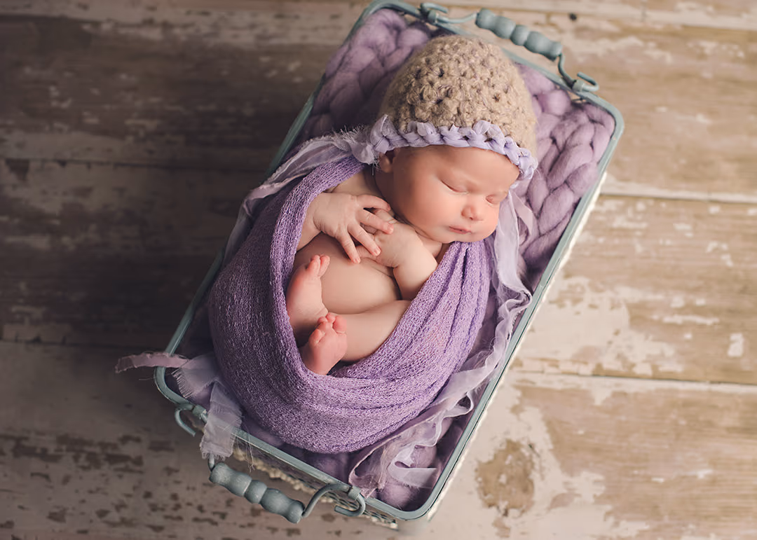 Newborn portrait session by Alicia Cervenka Photography in the Bay Area