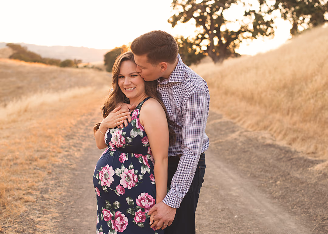 Maternity portrait session by Alicia Cervenka Photography in the Bay Area